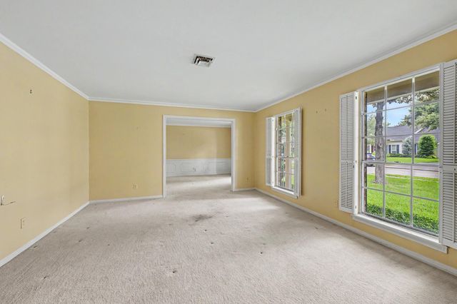 7827 Meadowbriar Lane, Houston, TX 77063