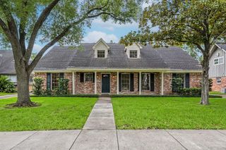 7827 Meadowbriar Lane, Houston, TX 77063