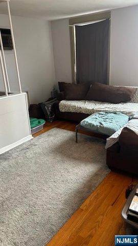 31-11 Broadway 2, Fair Lawn, NJ 07410