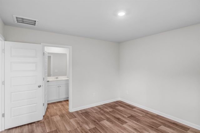613 Green Valley Way, Loris, SC 29569