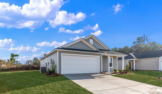 613 Green Valley Way, Loris, SC 29569