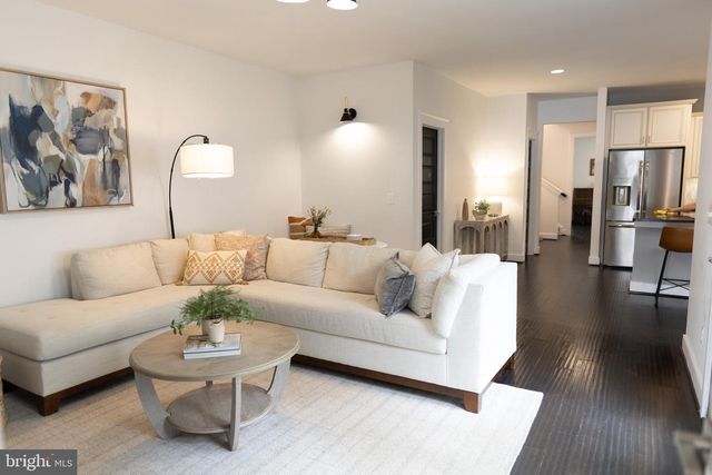42381 ROSALIND ST, Ashburn, VA 20148
