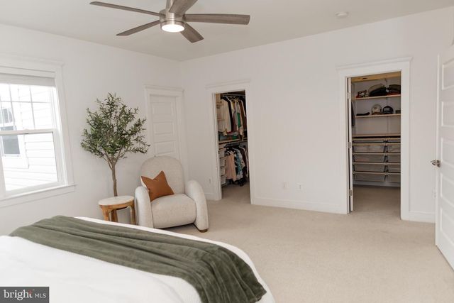 42381 ROSALIND ST, Ashburn, VA 20148