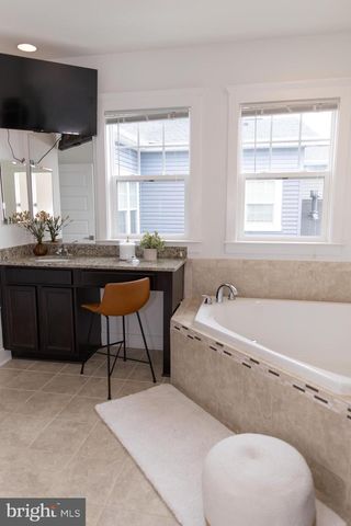 42381 ROSALIND ST, Ashburn, VA 20148