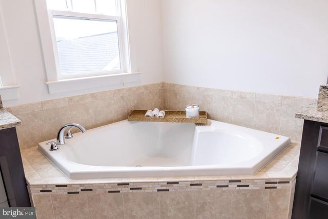 42381 ROSALIND ST, Ashburn, VA 20148