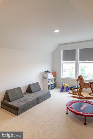 42381 ROSALIND ST, Ashburn, VA 20148