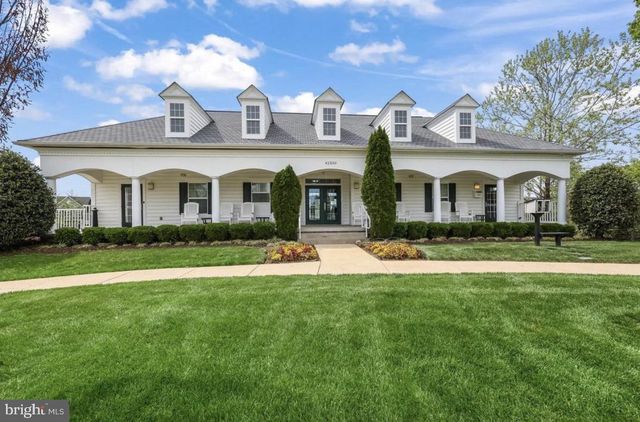 42381 ROSALIND ST, Ashburn, VA 20148