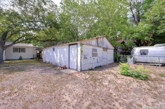 815 Pecan, Seguin, TX 78155