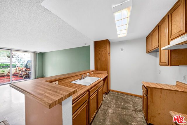 4040 Via Marisol 117, Los Angeles, CA 90042