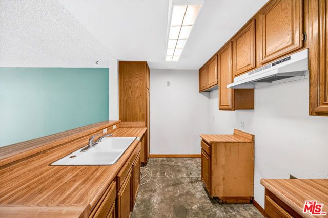 4040 Via Marisol 117, Los Angeles, CA 90042