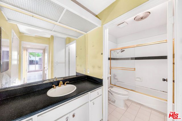 4040 Via Marisol 117, Los Angeles, CA 90042