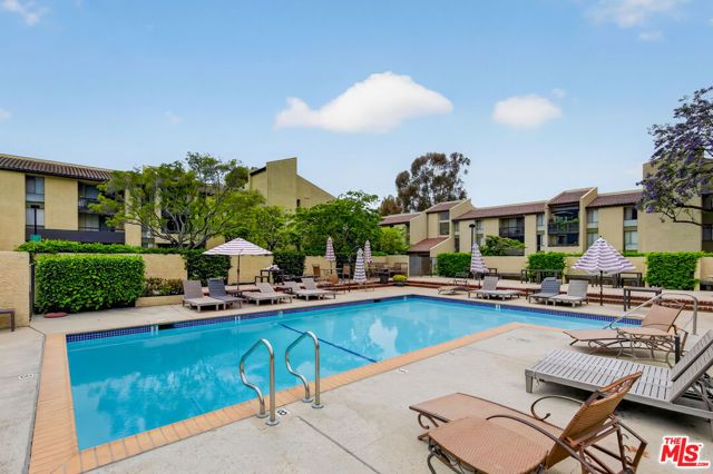 4040 Via Marisol 117, Los Angeles, CA 90042
