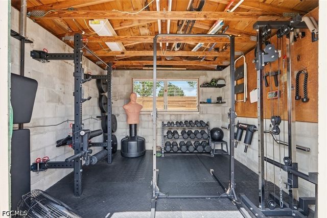 8071 San Carlos BLVD, Fort Myers, FL 33967