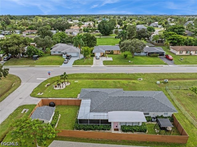 8071 San Carlos BLVD, Fort Myers, FL 33967