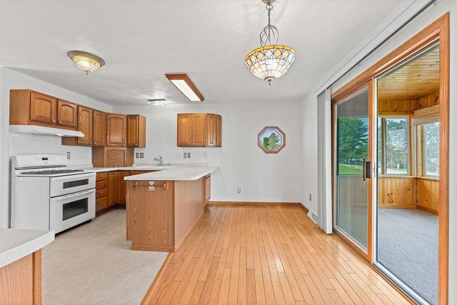 S1244 Remington Drive, La Valle, WI 53941