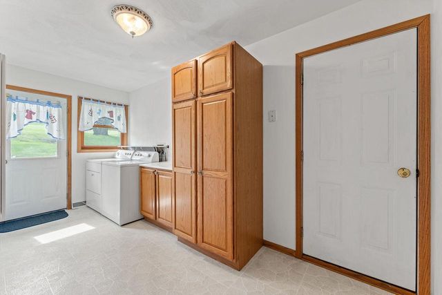 S1244 Remington Drive, La Valle, WI 53941