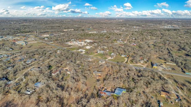 104 Blue Flame RD, Cedar Creek, TX 78612