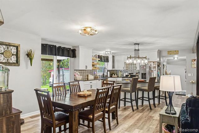 2205 Miark Drive, Lapeer, MI 48446
