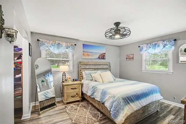 2205 Miark Drive, Lapeer, MI 48446