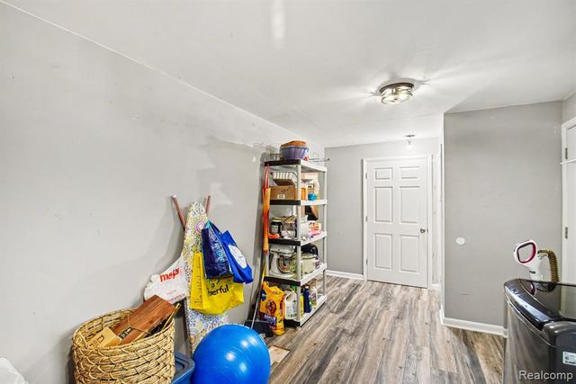 2205 Miark Drive, Lapeer, MI 48446
