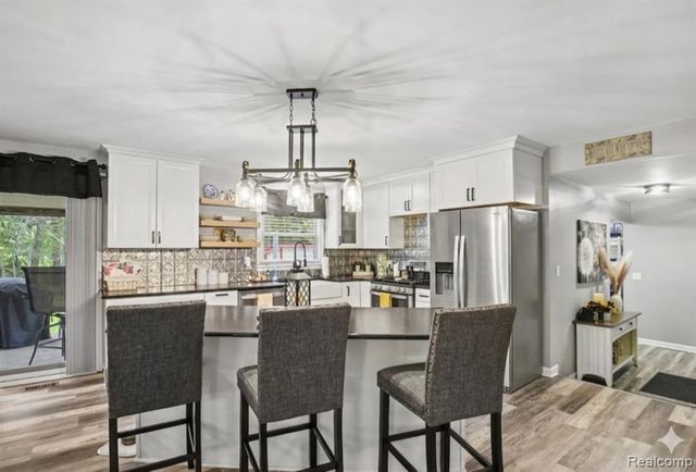 2205 Miark Drive, Lapeer, MI 48446
