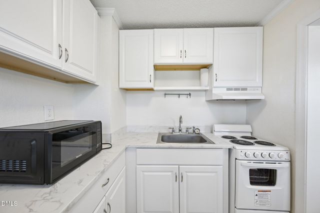 1700 W Front Street 36c, Burlington, NC 27215