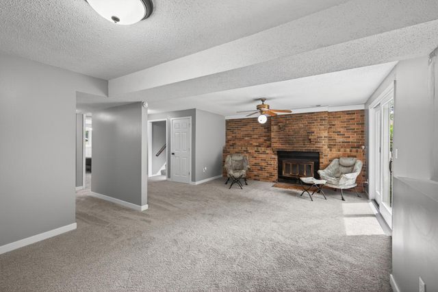 2210 Matterhorn Lane, Saint Paul, MN 55119