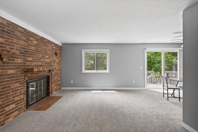 2210 Matterhorn Lane, Saint Paul, MN 55119