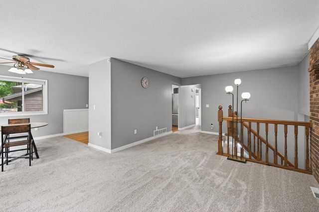 2210 Matterhorn Lane, Saint Paul, MN 55119