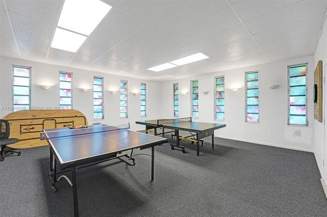 3430 NW 52nd Ave 210, Lauderdale Lakes, FL 33319