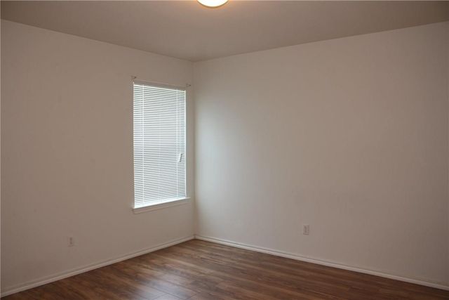 107 Outfitter DR, Bastrop, TX 78602