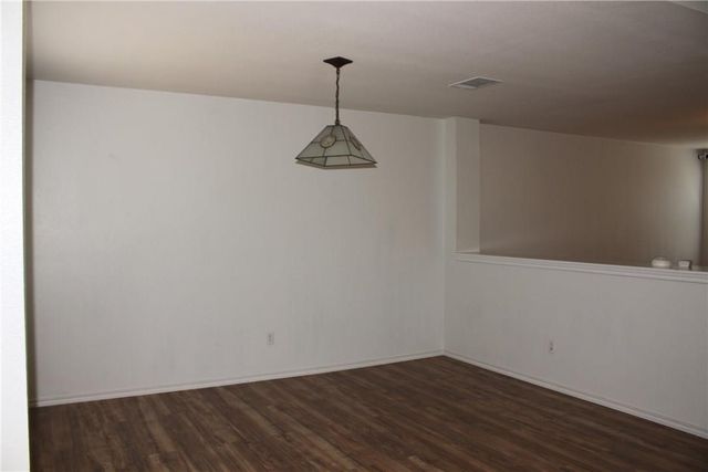 107 Outfitter DR, Bastrop, TX 78602