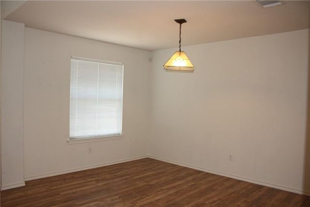 107 Outfitter DR, Bastrop, TX 78602