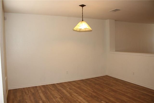 107 Outfitter DR, Bastrop, TX 78602