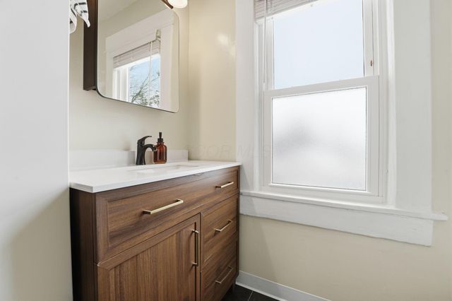 827 S 17th Street, Columbus, OH 43206