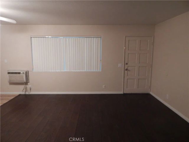 5605 Carlota Blvd B, Los Angeles, CA 90042