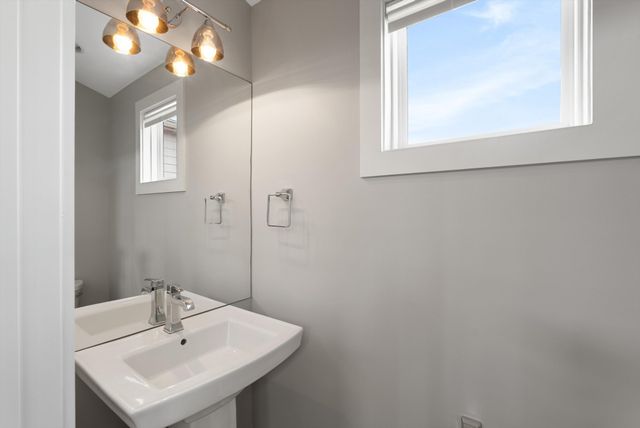 1002A Southside Ave, Nashville, TN 37203