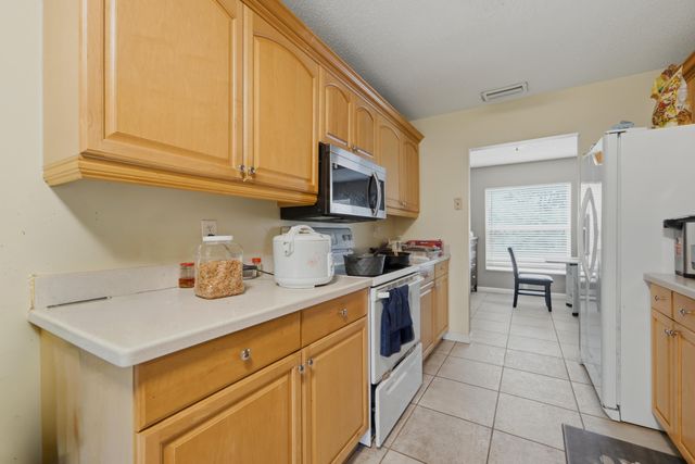 278 SANDPIPER Avenue, Royal Palm Beach, FL 33411