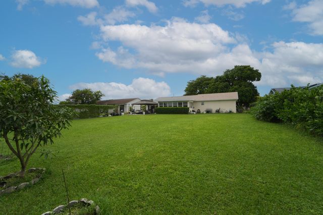 278 SANDPIPER Avenue, Royal Palm Beach, FL 33411