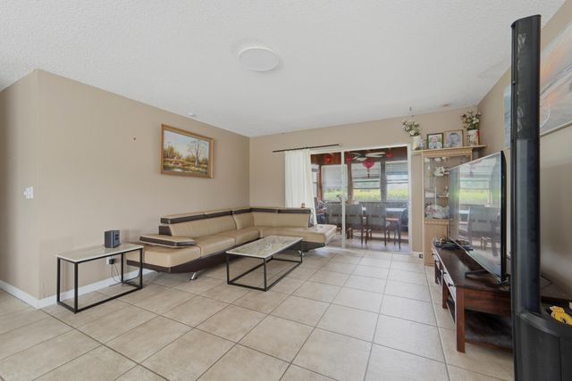 278 SANDPIPER Avenue, Royal Palm Beach, FL 33411