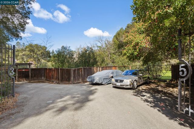 49 Tiger Tail Court, Orinda, CA 94563