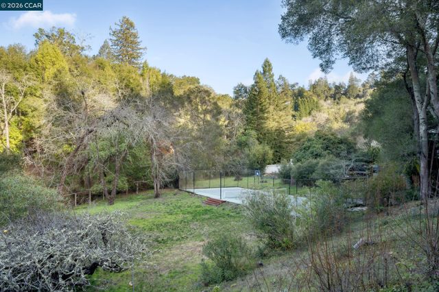 49 Tiger Tail Court, Orinda, CA 94563