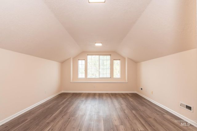 511 N School Ave, Kuna, ID 83634