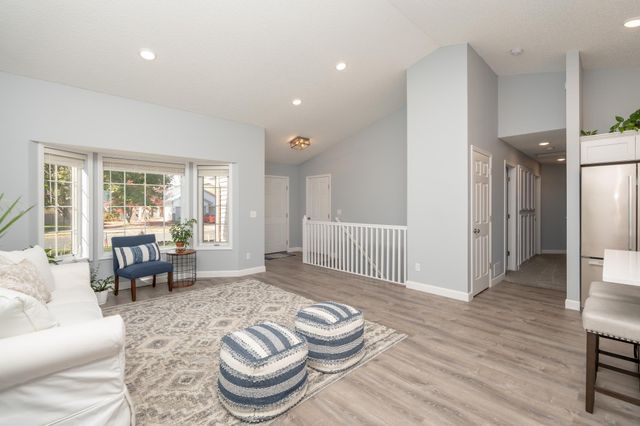 426 Dillon Avenue N, Montrose, MN 55363