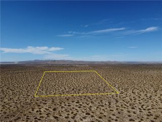 10 Lessing Ave, El Mirage, CA 92301