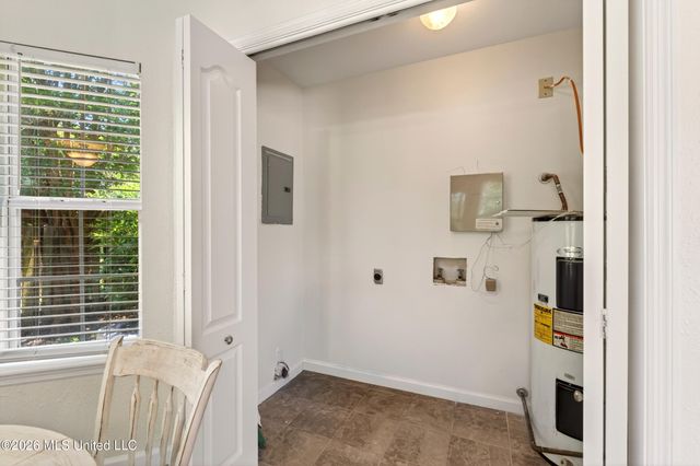 337 Rebecca Avenue, Pass Christian, MS 39571
