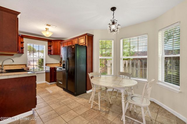 337 Rebecca Avenue, Pass Christian, MS 39571