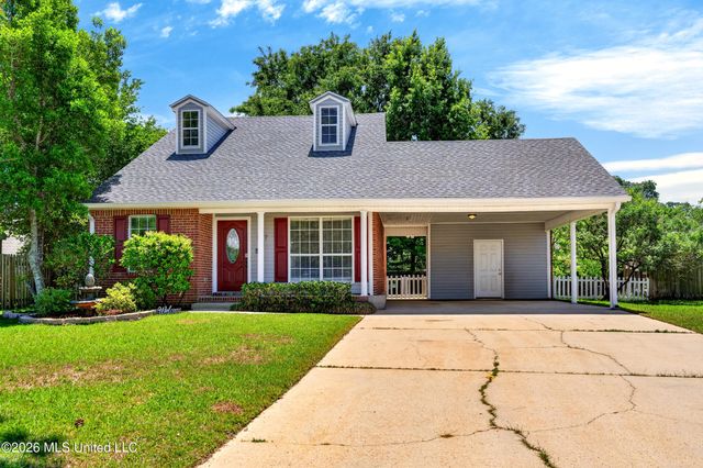 337 Rebecca Avenue, Pass Christian, MS 39571