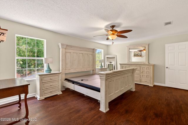 337 Rebecca Avenue, Pass Christian, MS 39571