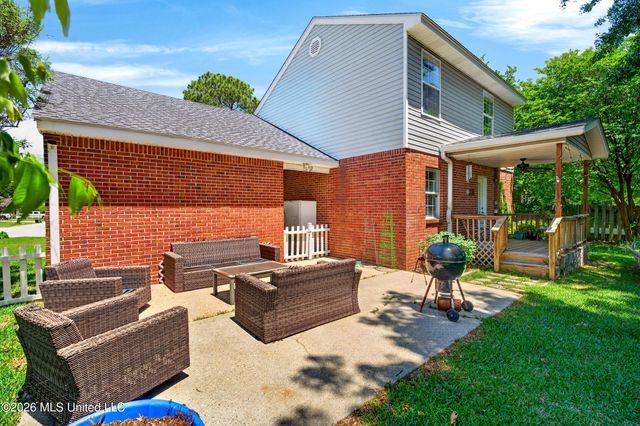 337 Rebecca Avenue, Pass Christian, MS 39571